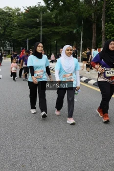 Runner Photo 4304257