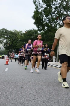 Runner Photo 4304258