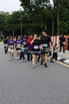 Runner Photo 4304265