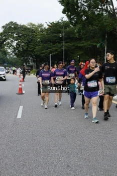 Runner Photo 4304278