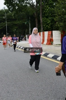 Runner Photo 4304283