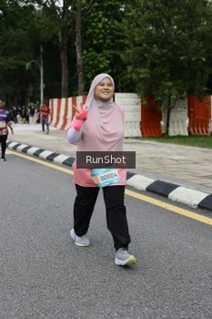 Runner Photo 4304289