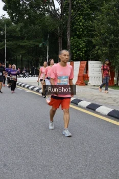 Runner Photo 4304304