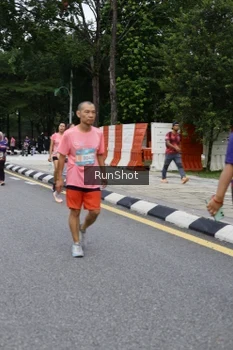 Runner Photo 4304309