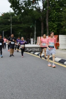 Runner Photo 4304316