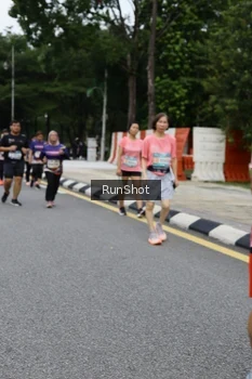 Runner Photo 4304321