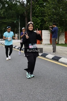 Runner Photo 4304351