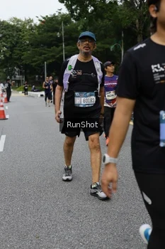 Runner Photo 4304379