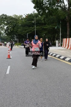 Runner Photo 4304384