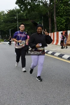 Runner Photo 4304394