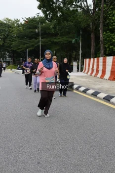 Runner Photo 4304396