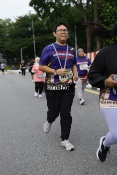 Runner Photo 4304401