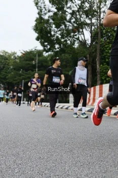 Runner Photo 4304413