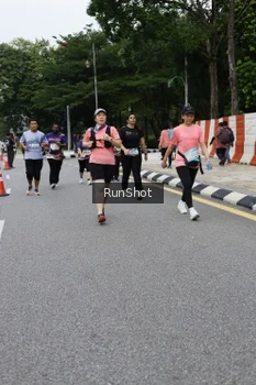 Runner Photo 4304430