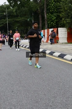 Runner Photo 4304431