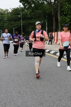 Runner Photo 4304449