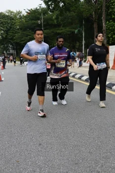 Runner Photo 4304450