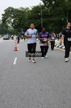 Runner Photo 4304458