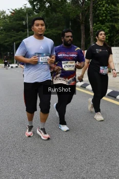 Runner Photo 4304469