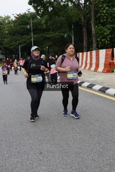 Runner Photo 4304477