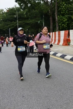 Runner Photo 4304480