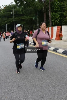Runner Photo 4304481