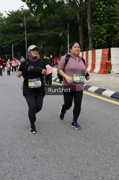 Runner Photo 4304489