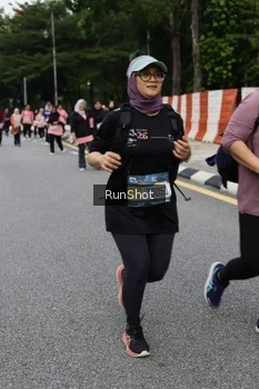Runner Photo 4304491