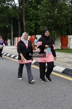 Runner Photo 4304494