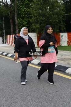 Runner Photo 4304509