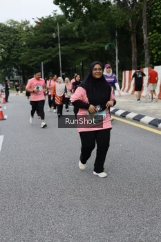 Runner Photo 4304510