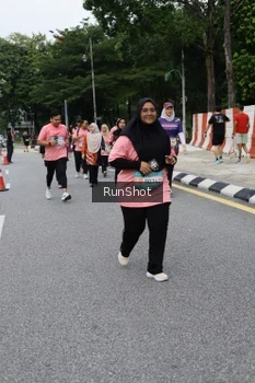 Runner Photo 4304514