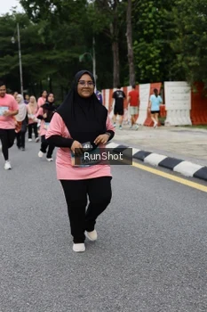 Runner Photo 4304517