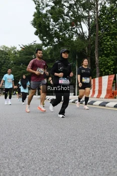 Runner Photo 4304520
