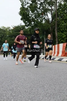 Runner Photo 4304522