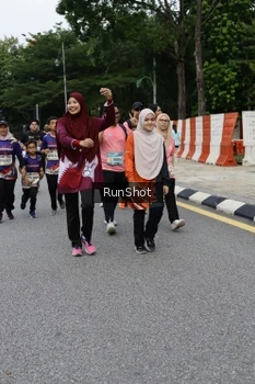 Runner Photo 4304531