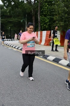 Runner Photo 4304548