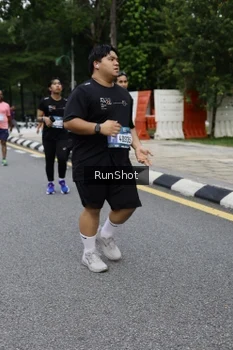 Runner Photo 4304555