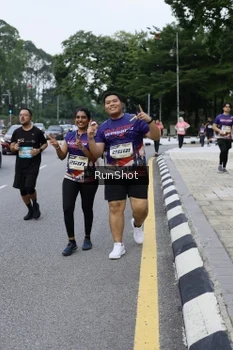 Runner Photo 4304568