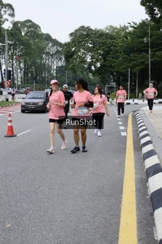 Runner Photo 4304575