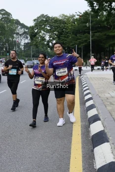 Runner Photo 4304578