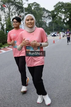 Runner Photo 4304599