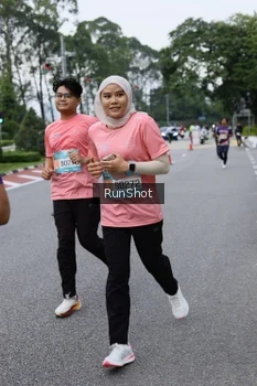 Runner Photo 4304609