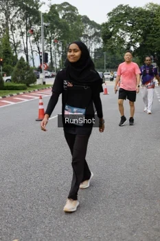 Runner Photo 4304632