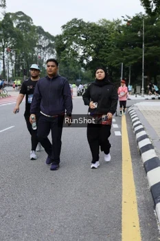 Runner Photo 4304645
