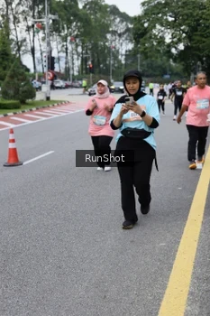 Runner Photo 4304682