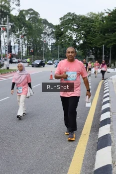 Runner Photo 4304683
