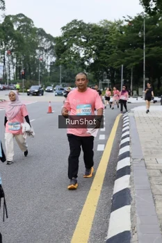 Runner Photo 4304685