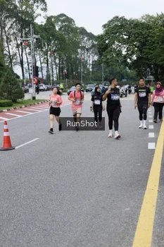 Runner Photo 4304695