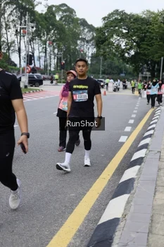 Runner Photo 4304738